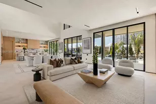 2006 NE 124th St, North Miami, FL 33181 - Photo 16