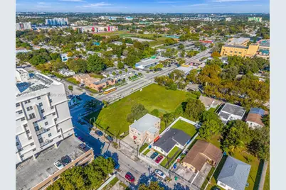193 NW 58th St, Miami, FL 33127 - Photo 30