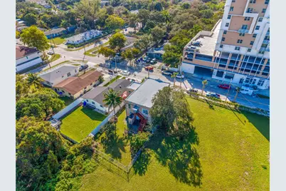 193 NW 58th St, Miami, FL 33127 - Photo 38