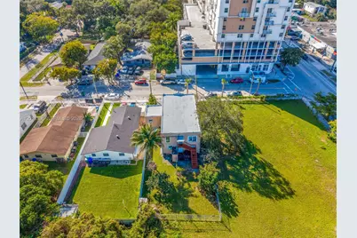 193 NW 58th St, Miami, FL 33127 - Photo 36