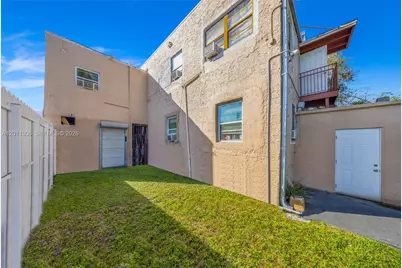 193 NW 58th St, Miami, FL 33127 - Photo 14