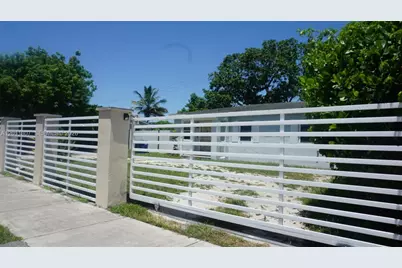 335 NW 187th St, Miami Gardens, FL 33169 - Photo 2