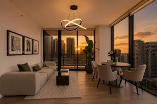20 NE 11th St, Miami, FL 33132 - Photo 1