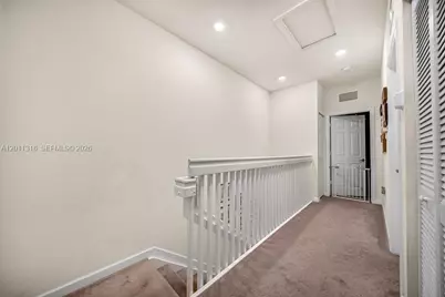 10657 W 32nd Ln, Hialeah, FL 33018 - Photo 34