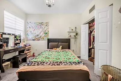 10657 W 32nd Ln, Hialeah, FL 33018 - Photo 24