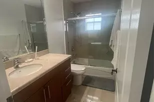 3915 NE 168th St, North Miami Beach, FL 33160 - Photo 2