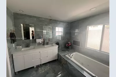 3915 NE 168th St #3915, North Miami Beach, FL 33160 - Photo 14