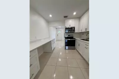 822 Avenida Hermosa, West Palm Beach, FL 33405 - Photo 4