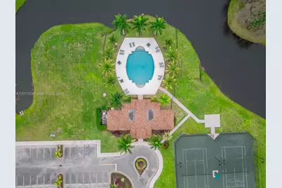 265 SE Via Sangro, Port Saint Lucie, FL 34952 - Photo 4