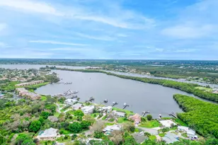 265 SE Via Sangro, Port Saint Lucie, FL 34952 - Photo 10