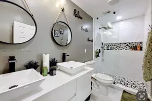 10375 Rue Vendome, Pembroke Pines, FL 33026 - Photo 20