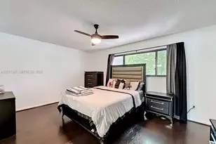 10375 Rue Vendome, Pembroke Pines, FL 33026 - Photo 26