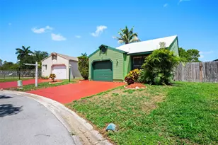 2411 SW 85th Terrace, Miramar, FL 33025 - Photo 2