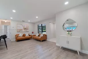 712 Tradewind Dr, North Palm Beach, FL 33408 - Photo 14