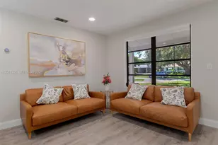 712 Tradewind Dr, North Palm Beach, FL 33408 - Photo 10