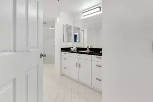 17100 N Bay Rd, Sunny Isles Beach, FL 33160 - Photo 18