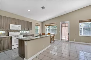 16332 SW 10th St, Pembroke Pines, FL 33027 - Photo 6