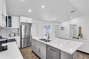 1020 SW 8th St, Hallandale Beach, FL 33009 - Photo 28