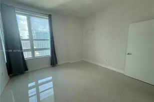 950 Brickell Bay Dr, Miami, FL 33131 - Photo 4