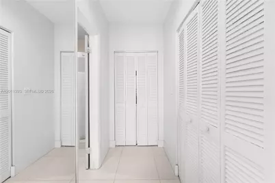 5445 Collins Ave #TS11, Miami Beach, FL 33140 - Photo 22