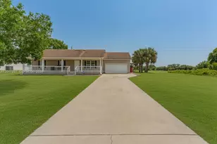 1500 Jay Terrace, Labelle, FL 33935 - Photo 2