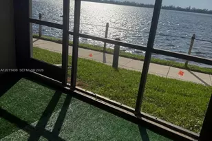 109 Lake Emerald Dr, Oakland Park, FL 33309 - Photo 2