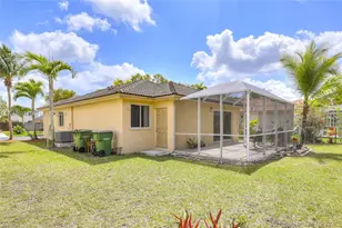 450 SE 30th Dr, Homestead, FL 33033 - Photo 12