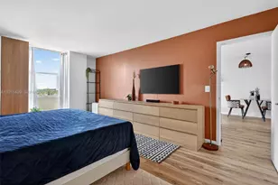 2350 NE 135th St, North Miami, FL 33181 - Photo 10