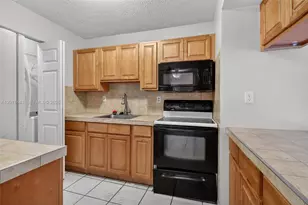 20731 NE 4th Pl, Miami, FL 33179 - Photo 4