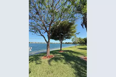 9261 SW 220th Ter, Cutler Bay, FL 33190 - Photo 20