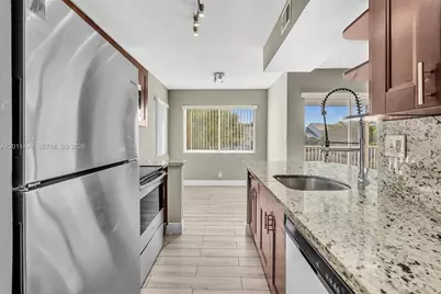 5686 Rock Island Rd #127, Tamarac, FL 33319 - Photo 4
