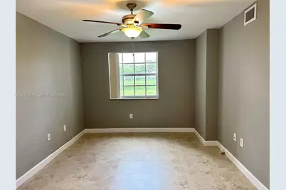 2841 N Oakland Forest Dr #111, Oakland Park, FL 33309 - Photo 6