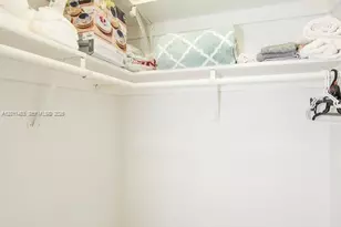 100 Bayview Dr, Sunny Isles Beach, FL 33160 - Photo 22