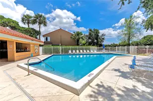 7874 NW 7th Ct, Plantation, FL 33324 - Photo 2