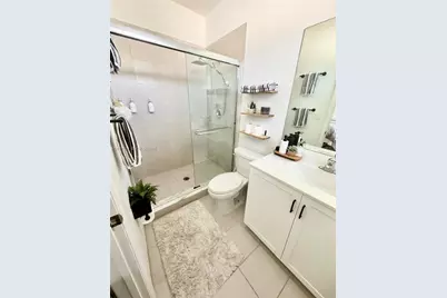 21443 NE 2nd Path #21443, Miami, FL 33179 - Photo 18