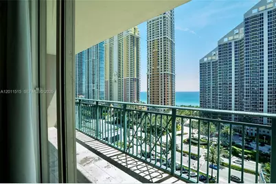 17555 Atlantic Blvd #UPH7, Sunny Isles Beach, FL 33160 - Photo 38