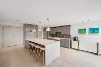 9 Island Ave #514, Miami Beach, FL 33139 - Photo 8