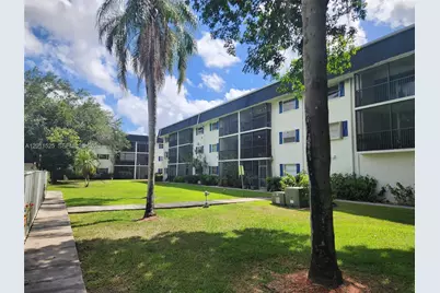 5080 SW 64th Ave #104, Davie, FL 33314 - Photo 24