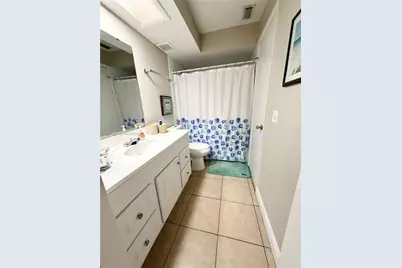 143 Valley Cir, Tampa, FL 33510 - Photo 14