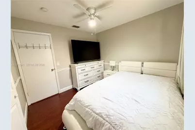 143 Valley Cir, Tampa, FL 33510 - Photo 10