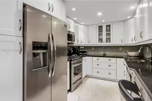 3140 S Ocean Dr (Avail Now- Nov 15 2026), Hallandale Beach, FL 33009 - Photo 12