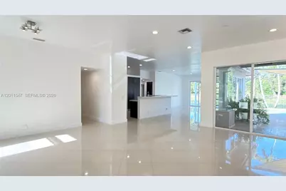 3767 Oak Ridge Cir #3767, Weston, FL 33331 - Photo 8