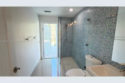 3767 Oak Ridge Cir #3767, Weston, FL 33331 - Photo 54