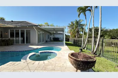 3767 Oak Ridge Cir #3767, Weston, FL 33331 - Photo 80