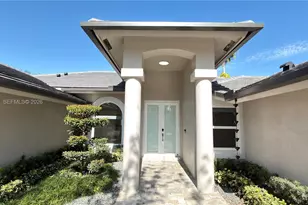 3767 Oak Ridge Cir, Weston, FL 33331 - Photo 4