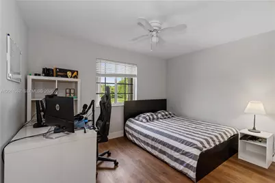 1095 Chenille Cir, Weston, FL 33327 - Photo 18
