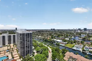 21205 Yacht Club Dr, Aventura, FL 33180 - Photo 40