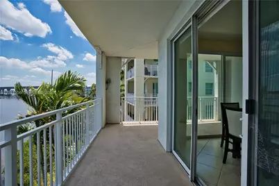 815 NW Flagler Ave #305, Stuart, FL 34994 - Photo 26