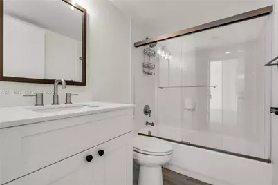 1401 Bay Rd #407, Miami Beach, FL 33139 - Photo 20
