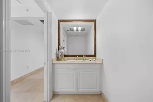 3201 NE 183rd St, Aventura, FL 33160 - Photo 22
